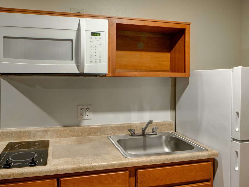 Woodspring Suites Lincoln Northeast I-80 Oda fotoğraf