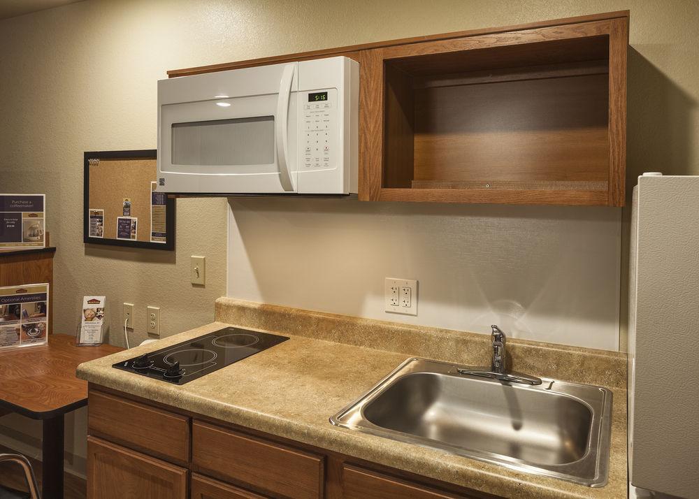 Woodspring Suites Lincoln Northeast I-80 Dış mekan fotoğraf